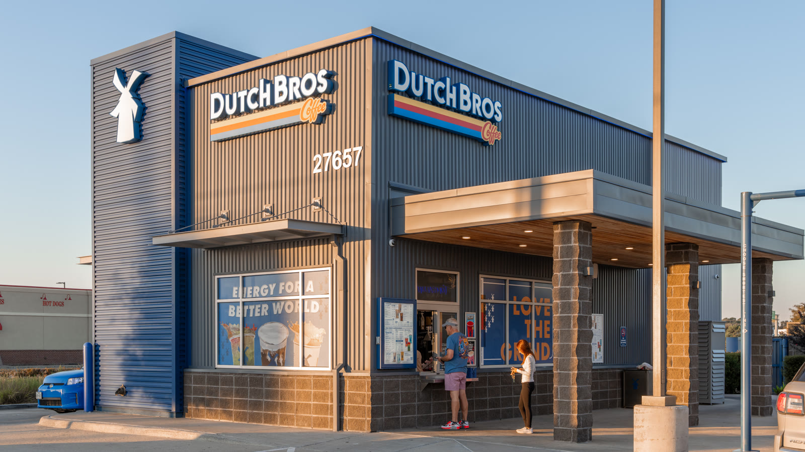 Dutch Bros’ $105 Million Shortcut: Turning 65 Salad and Go Leases Into a Drive-Thru Pipeline